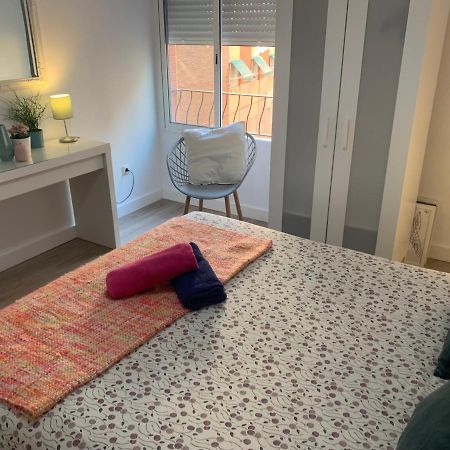 Centro Grupos Malaga Parking Gratis 3 Apartment Luaran gambar