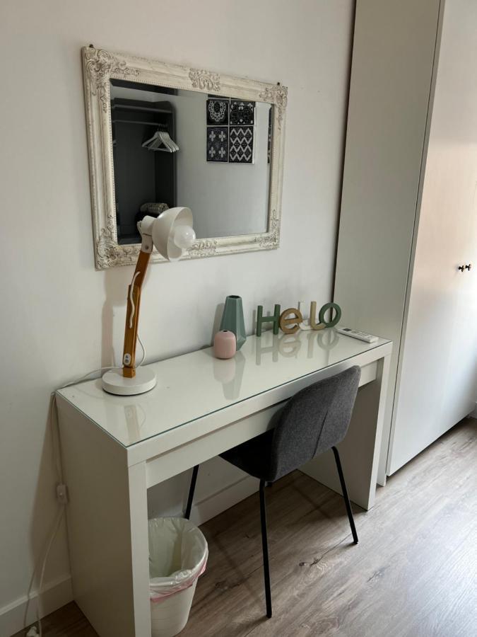 Centro Grupos Malaga Parking Gratis 3 Apartment Luaran gambar