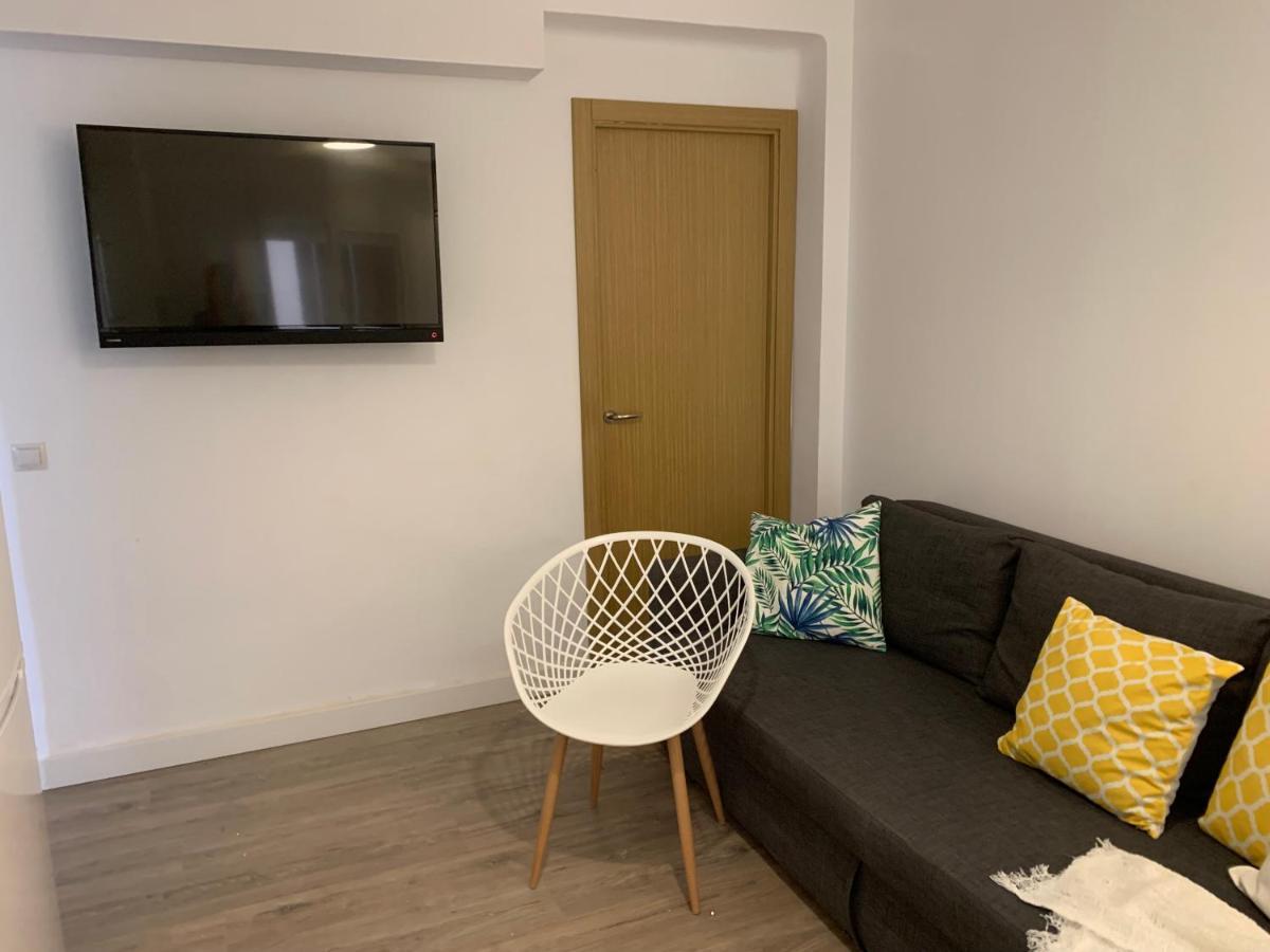 Centro Grupos Malaga Parking Gratis 3 Apartment Luaran gambar